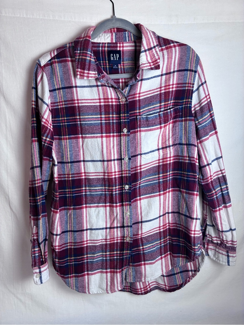 GAP Plaid Flannel Shirt Womens M L Red White Blue Relaxed Boyfriend Button Up